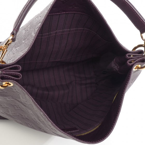 Pre-loved LOUIS VUITTON
Empreinte Metis Aube