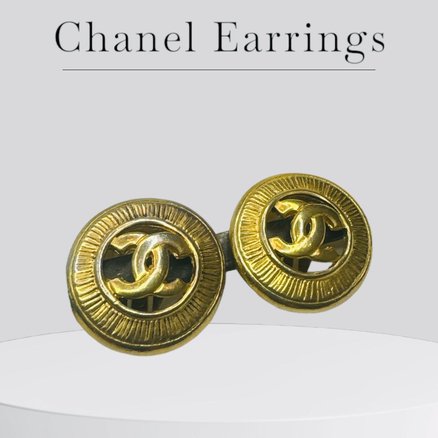 Used Authentic CHANEL Vintage Late 80’s CC Logo Starburst Round  Clip Earrings