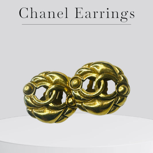 Used CHANEL COCO Mark Earring vintage Plated Gold 15.0g Women