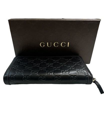 Pre-owned excellent condition Authentic Gucci Guccisima Interlocking GG Wallet