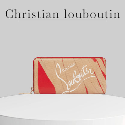 Pre-owned excellent condition Christian Louboutin | Panettone Beige

Leather Coin Purse | Savannahs